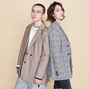 “不靠谱组合”的封面