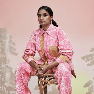Изображение для 'Priya Ragu'