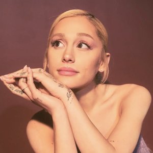 Immagine per 'Ariana Grande'