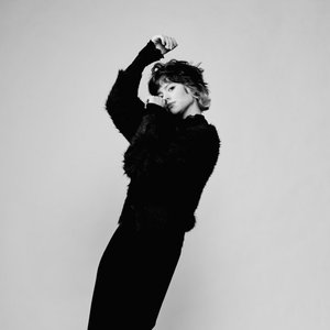 Zdjęcia dla 'The Poet and Her Vice (Happy Ending)'