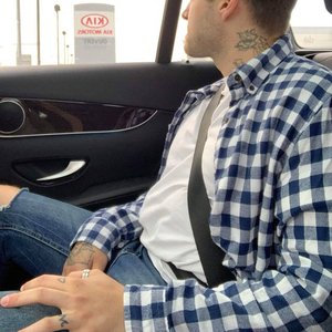 'Guccigarette' için resim