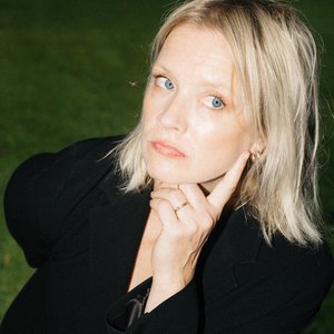Image for 'Lauseet on vaan lauseita (Vain elämää kausi 16)'