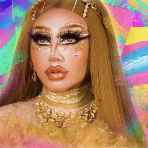 Изображение для 'Amelia Waldorf, Paris Bang Bang & Deseos Fab'
