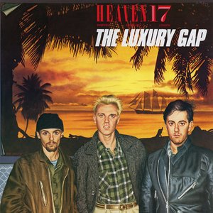 Immagine per 'The Luxury Gap'