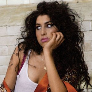 'Amy Winehouse'の画像