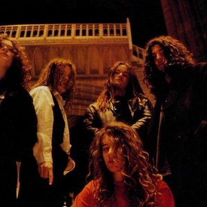 “Anathema”的封面