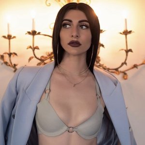 Image for 'Qveen Herby'