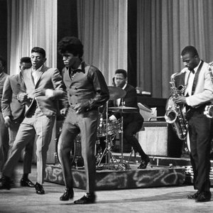 Image for 'James Brown & His Famous Flames'