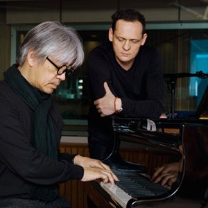 Bild für 'Alva Noto & Ryuichi Sakamoto'