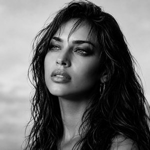 Imagem de 'Nyla Stone'