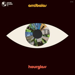'Hourglass' için resim