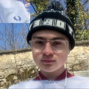 Zdjęcia dla 'Brown-Eyes White Boy'