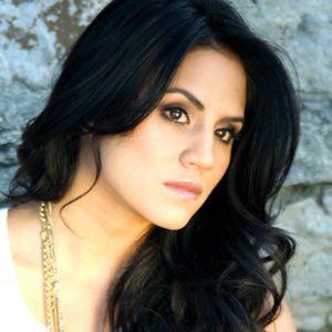 'Rachael Lampa'の画像