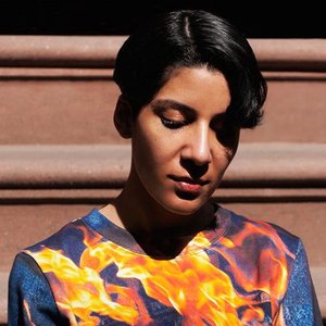 'Fatima Al Qadiri' için resim