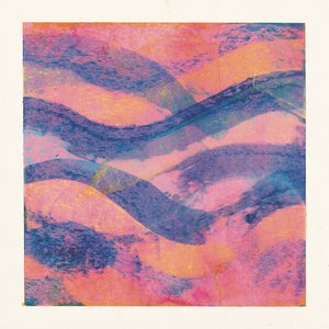'In Waves'の画像