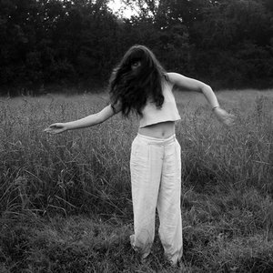Immagine per 'emily hines'