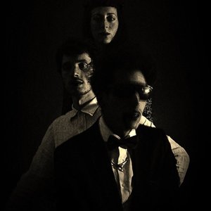 'Charlie Megira & The Bet She' an Valley Hillbillies'の画像