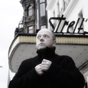 Immagine per 'VNV Nation'