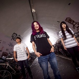 Immagine per 'Dizzy Sunfist'