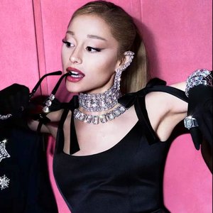Imagem de 'Ariana Grande'