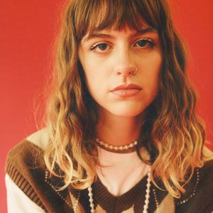 'Chloe Slater' için resim