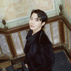 Zdjęcia dla 'j-hope'