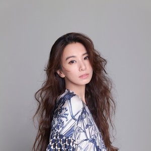 “Hebe Tien”的封面