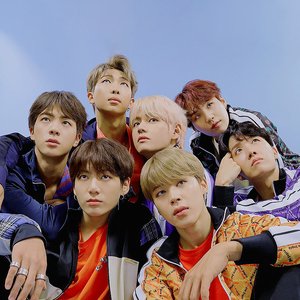 'BTS' için resim
