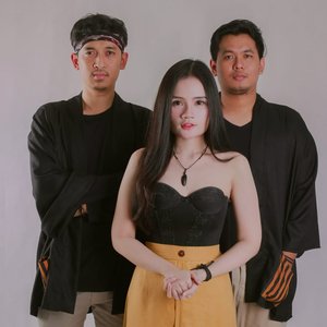 Image for 'Soegi Bornean'
