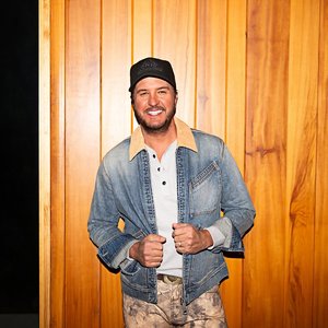 Zdjęcia dla 'Luke Bryan'