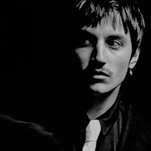 Изображение для 'eat me alive / u don't have to tell me'