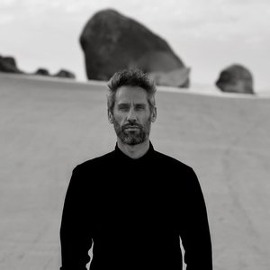 Image for 'Rob Simonsen'