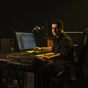 Изображение для 'Hesham Nazih'
