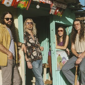 Image pour 'Circles Around The Sun'