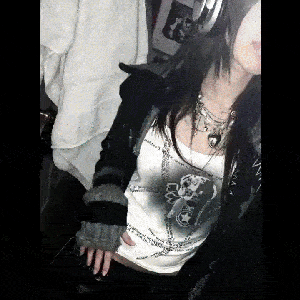 Imagem de 'Emo Girl'