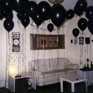 Immagine per 'birthdaybash'