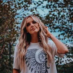Imagem de 'Carly Pearce'