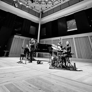 Immagine per 'Jon Lloyd Quartet'