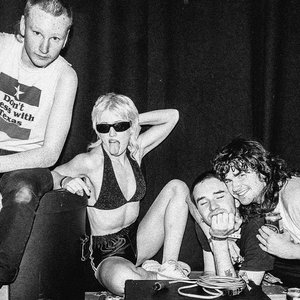 Image for 'Amyl and the Sniffers'