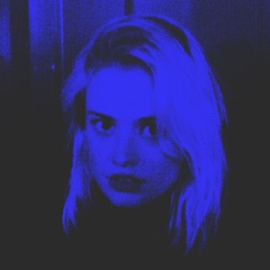 Zdjęcia dla 'The Hollow Sound of the Morning Chimes'