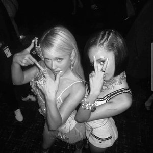 Image for 'ZaRa LaRsSoN & tYlA'