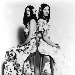'Silly Sisters' için resim