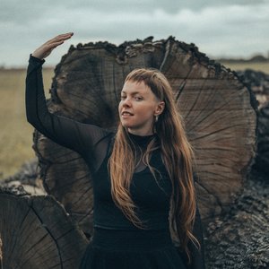 Изображение для 'Bass Goes Round'