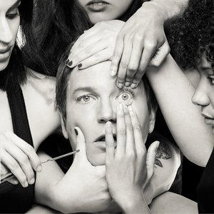 Imagen de 'We Are Drugs'