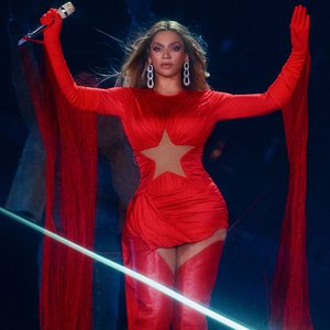 Immagine per 'Beyoncé'