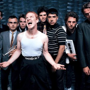 Immagine per 'Oingo Boingo'