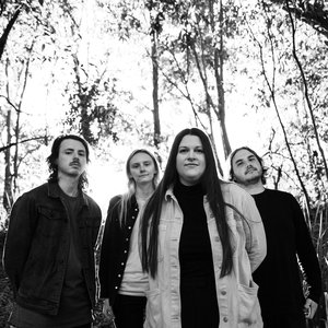 Imagen de 'Fragile Animals'