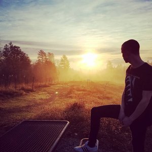 Immagine per 'king theta'