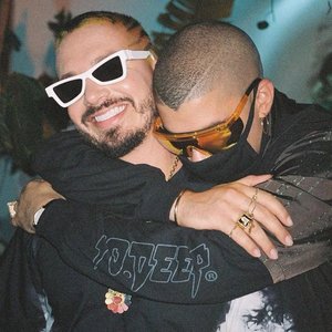 Zdjęcia dla 'J Balvin, Bad Bunny'