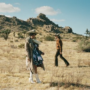 Imagem de 'Ride Lonesome (feat. Sierra Ferrell)'